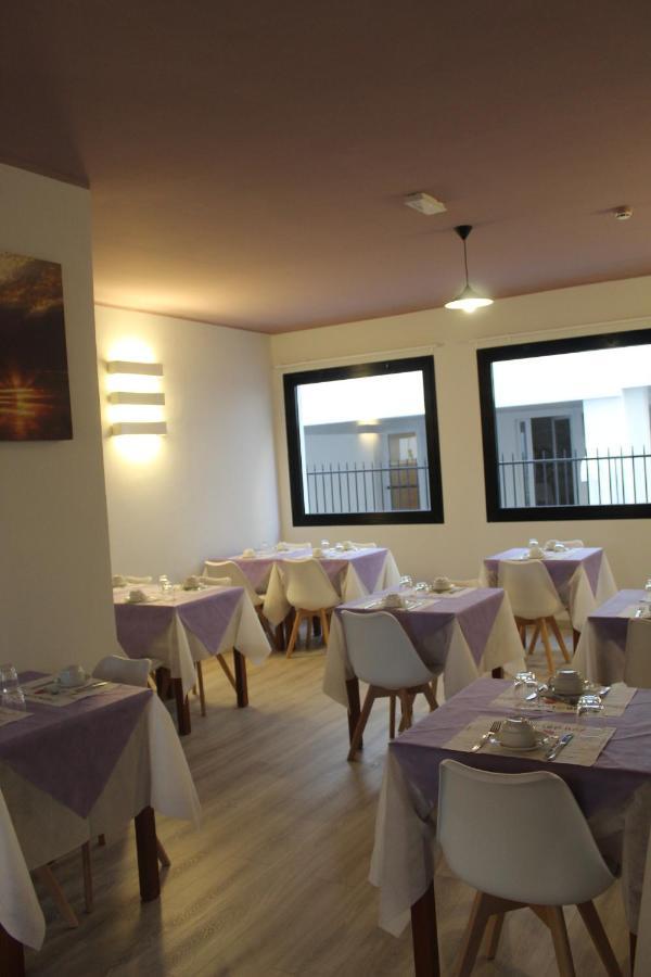 Hotel Adria Nuova 里米尼 外观 照片
