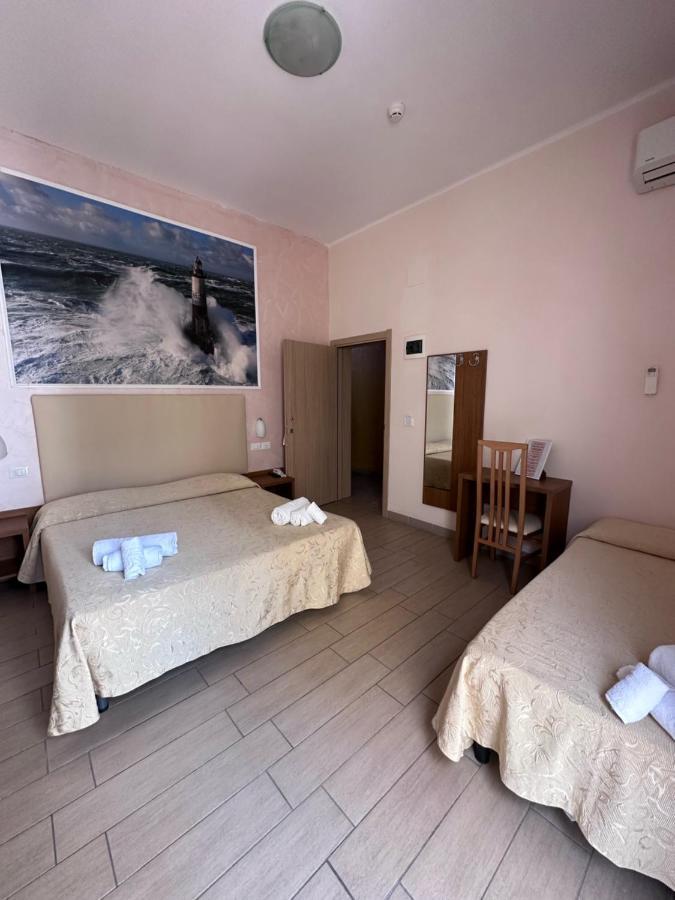 Hotel Adria Nuova 里米尼 外观 照片
