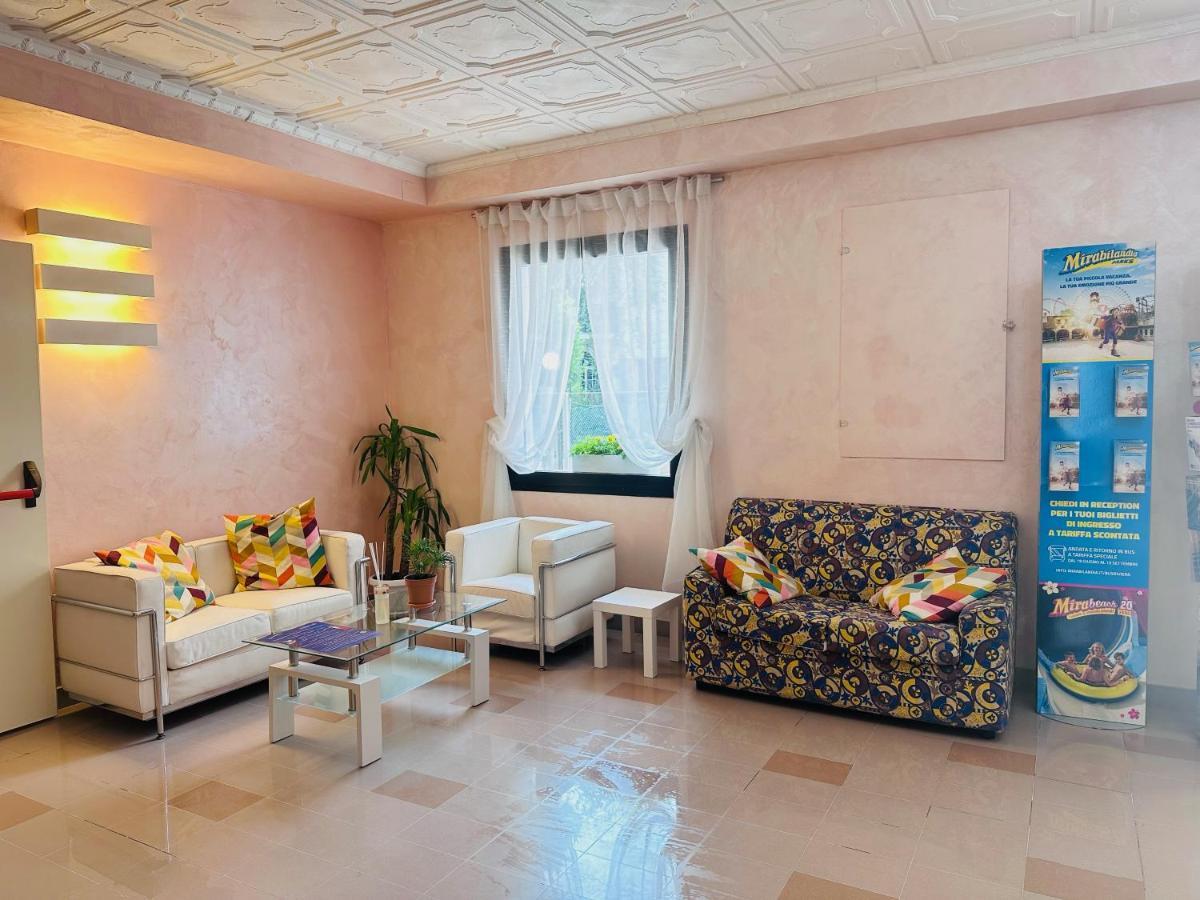 Hotel Adria Nuova 里米尼 外观 照片